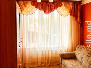 Продаётся 2-комнатная квартира в центре г. Дондюшаны — 45 м²
