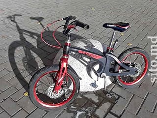 Bicicletă pentru băieți
