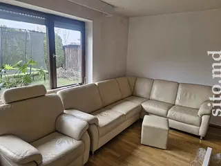 Colțar din piele naturala cu  fotoliu