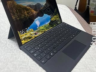 Microsoft Surface Pro 7(i5-1035G4; 8Gb; SSD 256Gb)